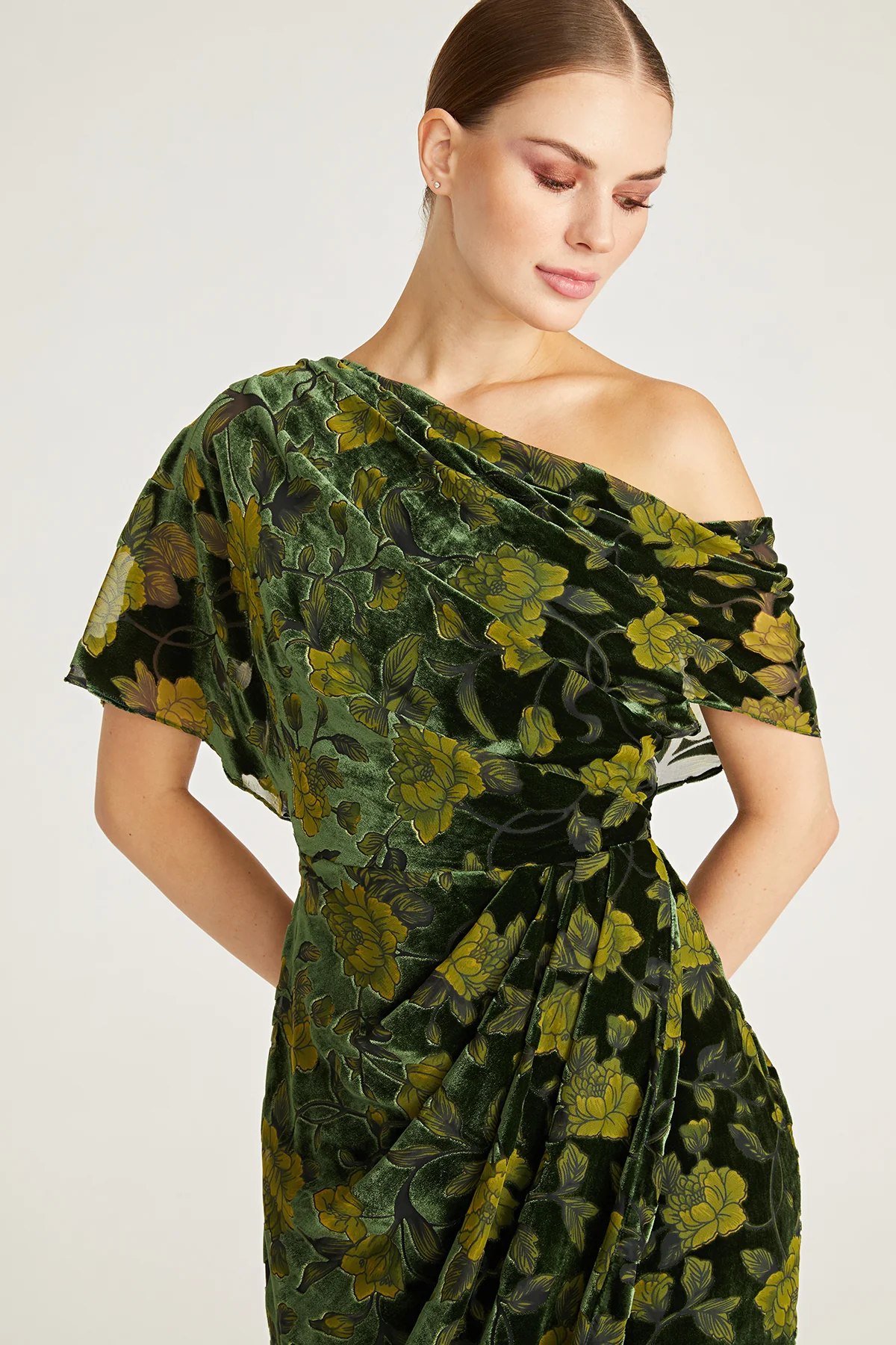 Maia One Shoulder Velvet Dress - Image 4