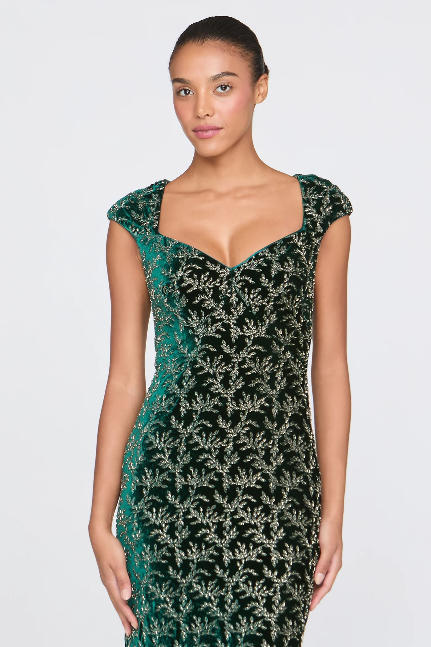 Zoelle Beaded Velvet Gown - Image 4